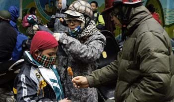 Strong cold front covers nationwide.